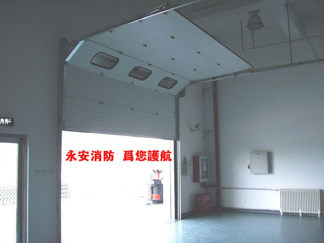 工业滑升门